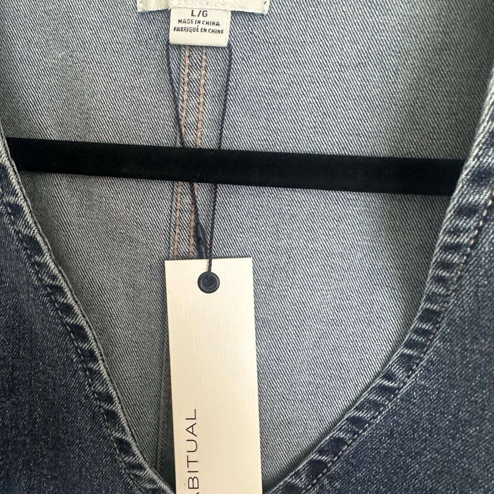Habitual Sleeveless Dark Denim Button-Front Mini Dress NWT - Picture 4 of 6